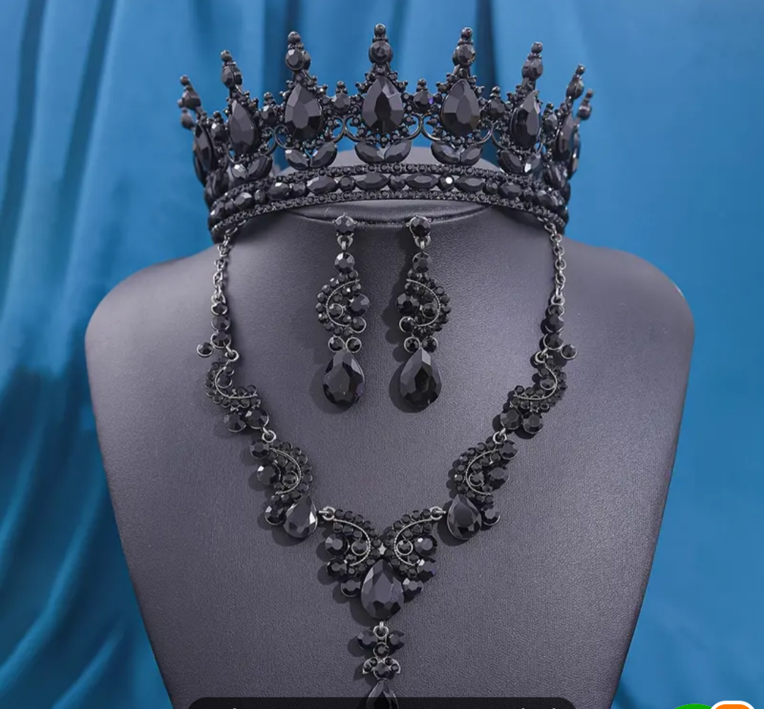 Crown,earrings and neckace